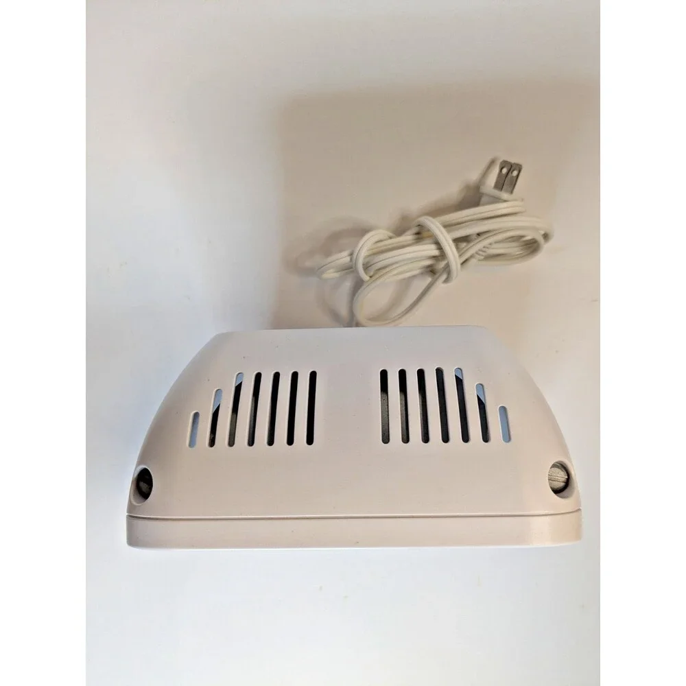 Verilux HappyLight VT10 Compact 10,000 Lux Light Therapy Lamp White 26W Working